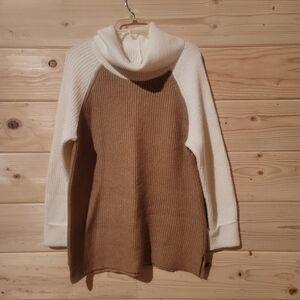 Women's St. John's Bay Brown and Cream Turtleneck Sweater Size L 22x27 NWOT